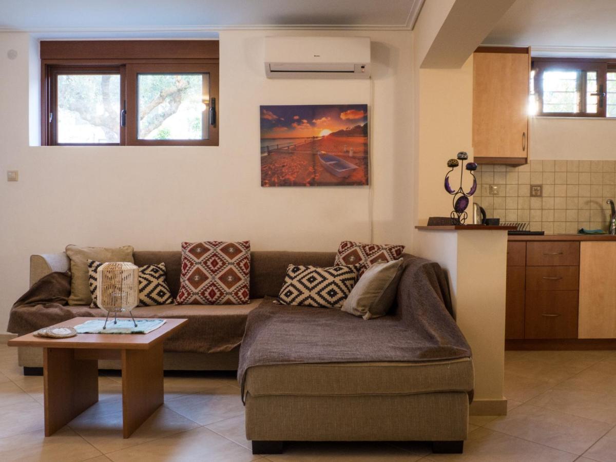 Costa'S Garden House Διαμέρισμα Καλαμάτα Εξωτερικό φωτογραφία
